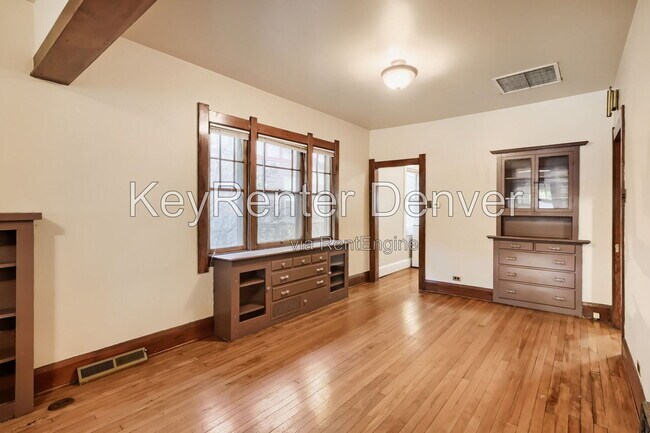 Building Photo - 1125 S University Blvd