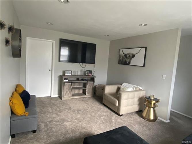 Foto principal - 5 Crescent Dr