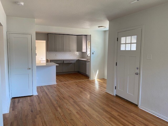 Foto del edificio - 1209 Trenton St