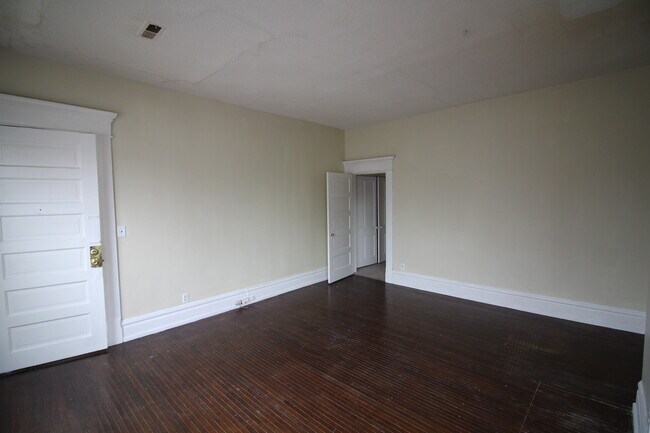 Foto del edificio - 781 Bryden Rd