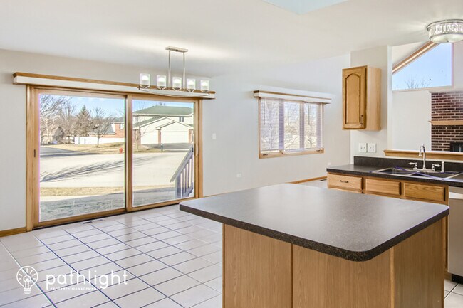 Building Photo - 19236 Thornham Ln, Mokena, IL, 60448