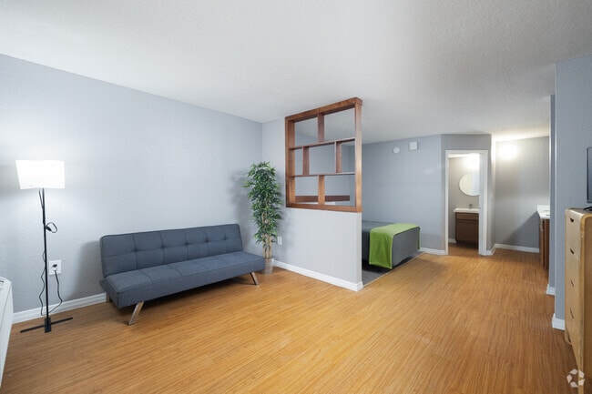 Modelo de estudio - Entrada - Staymore