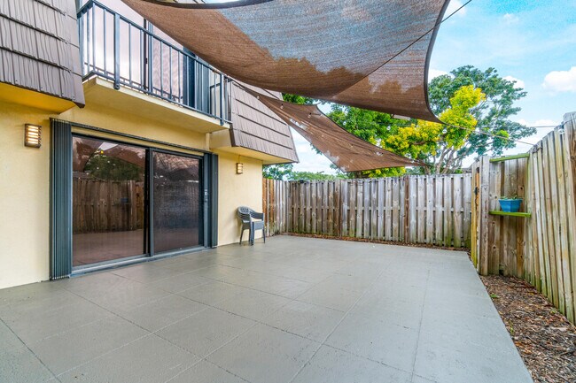 Foto del edificio - 1015 10th Ct