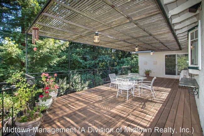 Foto del edificio - 3 br, 3.5 bath House - 11712 Winding Way