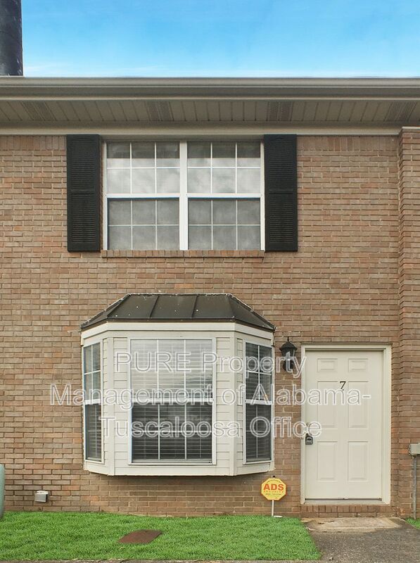 Foto del edificio - 1605 Hackberry Ln
