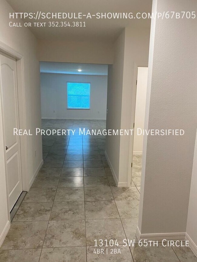 Building Photo - Desirable SW Ocala Neighborhood 4/2/2 **WO...