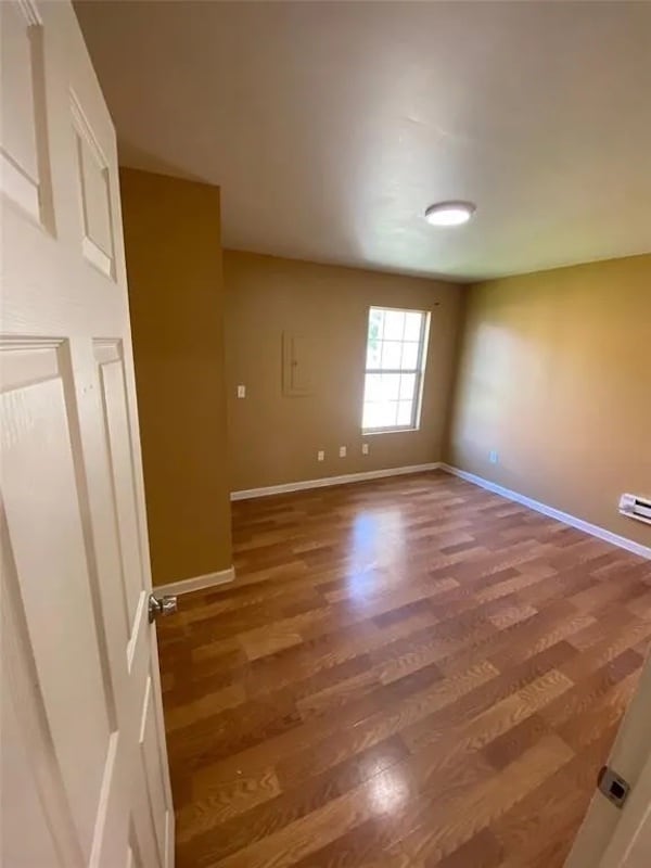 Building Photo - 9313 Coffee St