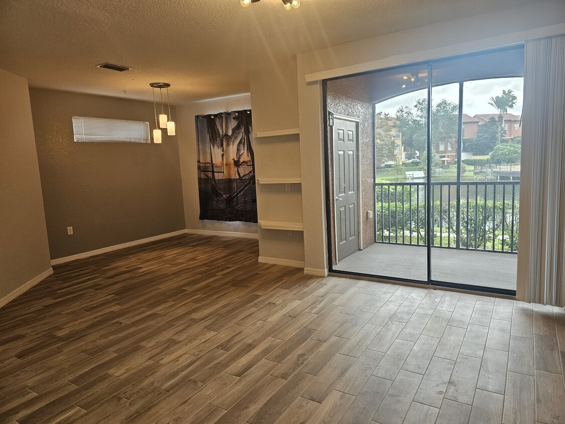 Foto principal - 6149 Metrowest Blvd
