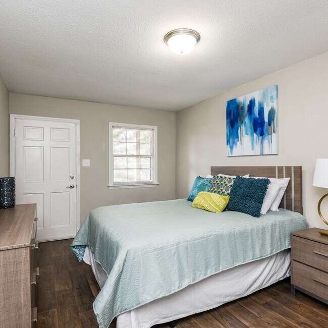 The Cove Apartments 5045 Eltha Dr WinstonSalem, NC