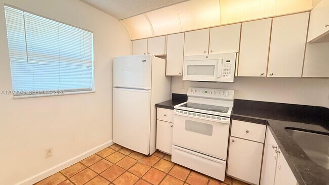 Foto del edificio - 10452 NW 10th St