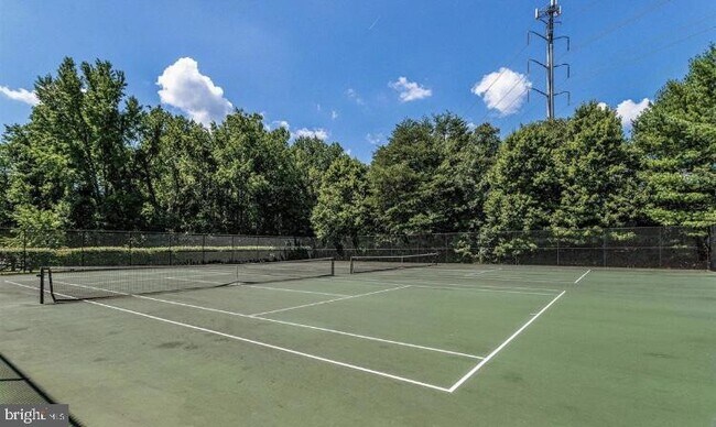 Foto del edificio - 7708 Haynes Point Way