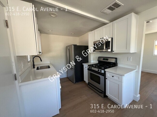 Foto del edificio - 315 E Carol Ave