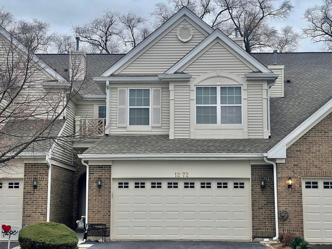 Primary Photo - 1272 Tamarack Dr