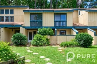 Building Photo - 245 Timber Ct