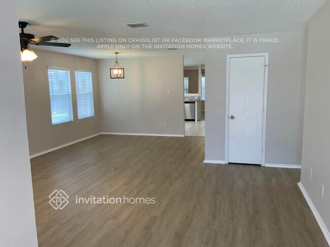 Building Photo - 8008 Settlement Dr