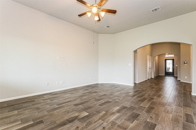Building Photo - 31519 Kailua Dr