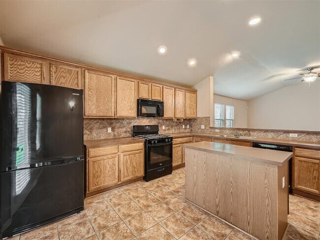 Foto del edificio - 2709 Kickapoo Cavern Dr