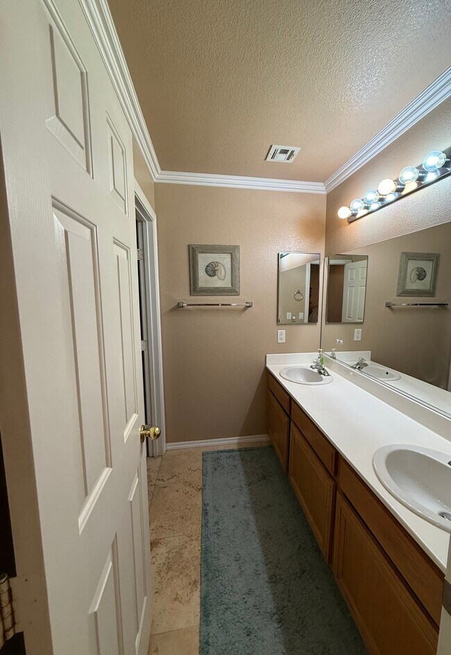 Foto del edificio - 2416 Brockton Way