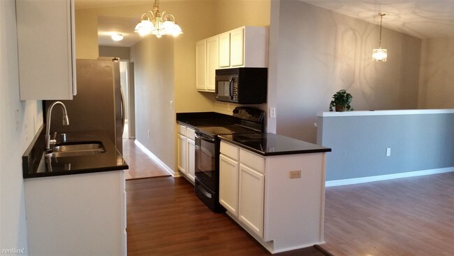 Building Photo - 7301 98th Ave