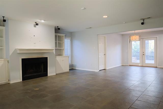 Building Photo - 740 Peavy Rd