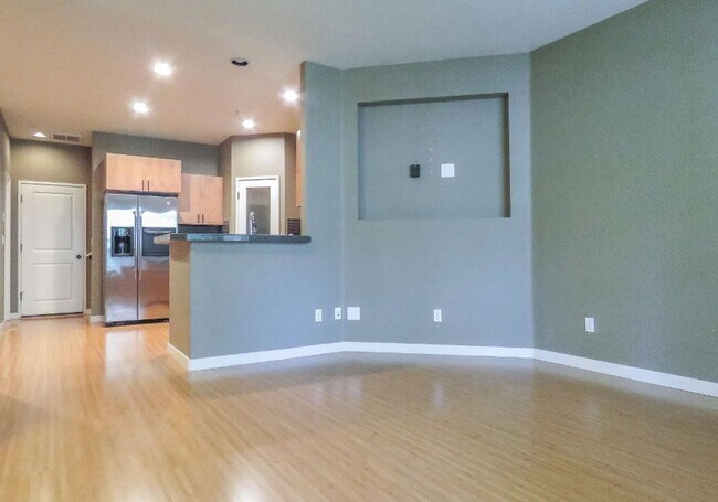 Foto del edificio - Beautiful 2br/2.5ba Townhome in Arbor Parc...