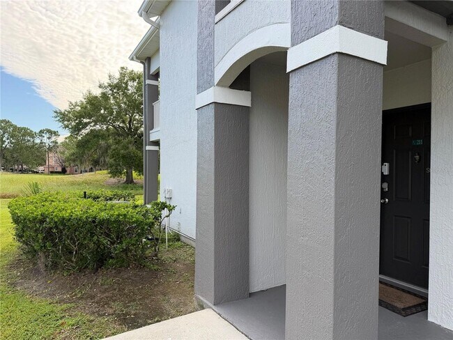 Foto del edificio - 14037 Fairway Island Dr