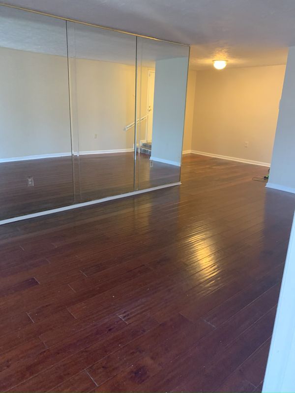 Foto del edificio - 7808 Hanover Pkwy