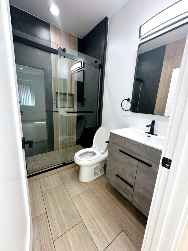 Foto del edificio - 1455 W 22nd St