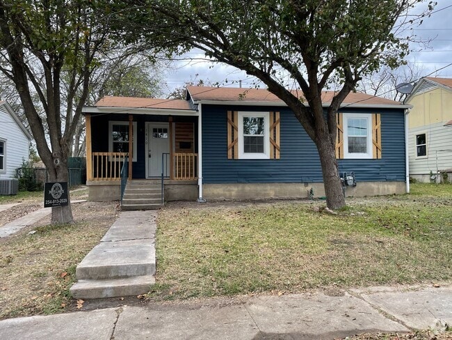 Building Photo - 1410 E Barton Ave