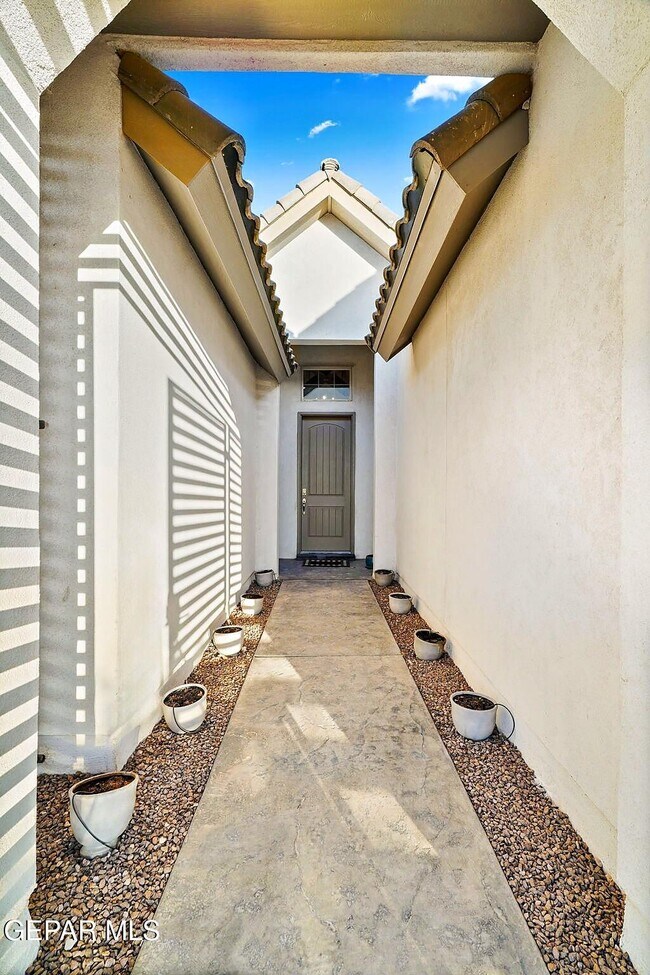 Building Photo - 2300 Tierra Zaria