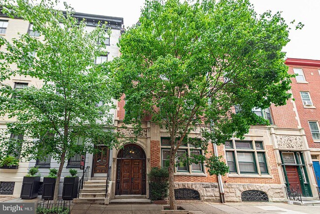 Building Photo - 1723 Pine St