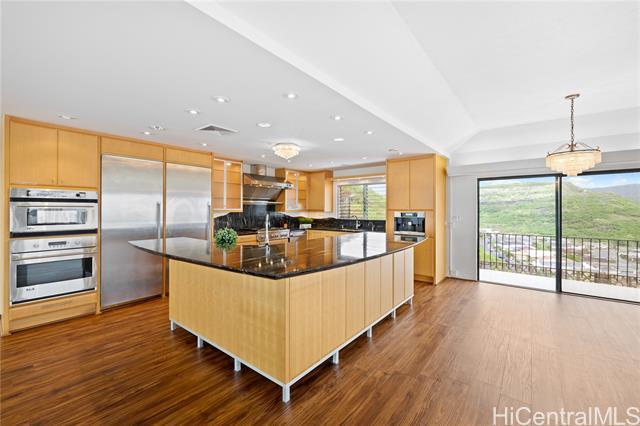 Building Photo - 941 Aliamanu Pl