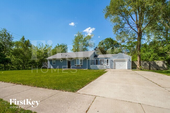 Foto del edificio - 201 W 10th St