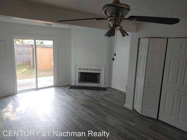 Foto del edificio - 2 br, 1.5 bath House - 824 Armistine Court