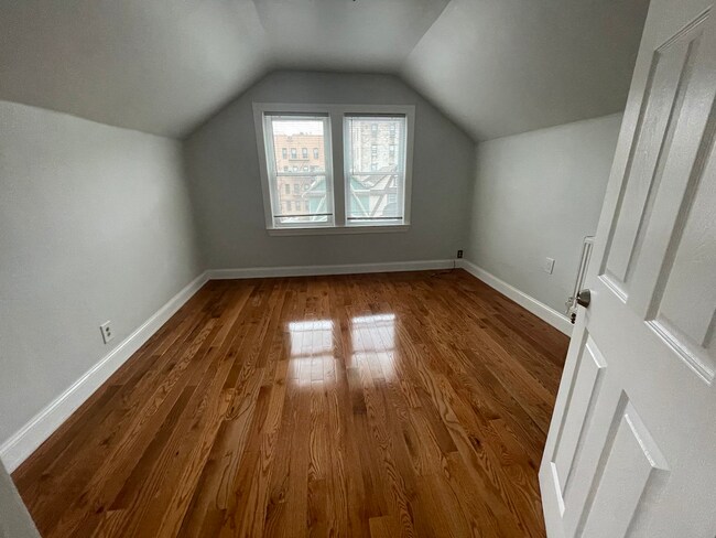 Foto del edificio - 4057 Gleane St