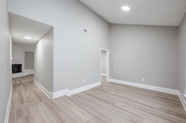 Foto del edificio - 23227 Pine Post Ln
