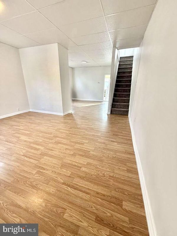 Foto del edificio - 136 Webster St