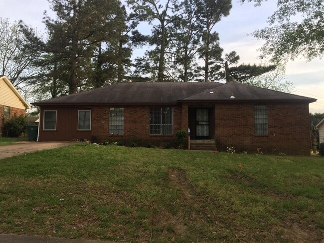 Photo - 3895 St Elmo Ave House