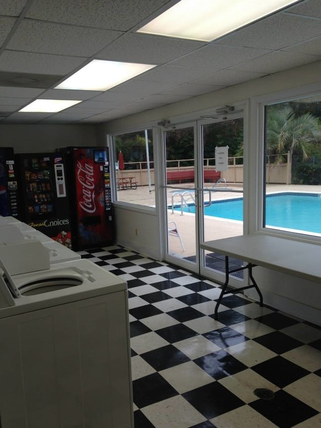 Willow Terrace Apartments Apartments Troy, AL