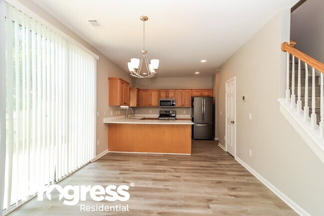 Building Photo - 284 Hiawassee Dr