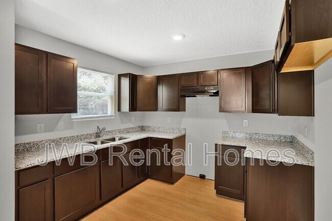 Foto del edificio - 2208 Spires Ave