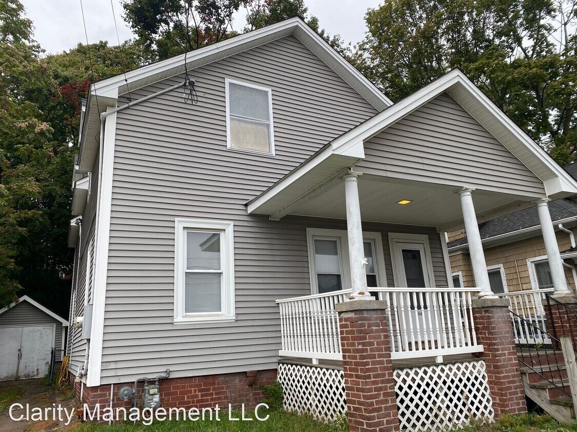 3 br, 1.5 bath House 310 Front Street House Rental in New Haven, CT