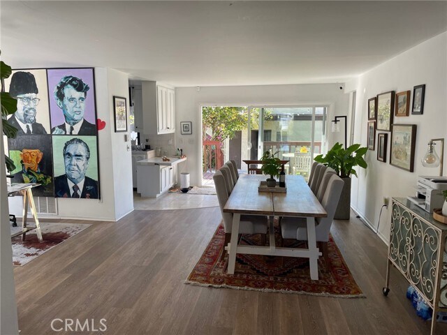 Foto del edificio - 327 S Meadows Ave