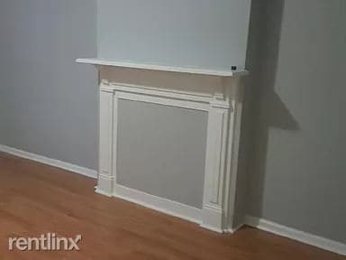 Building Photo - 3 br, 1 bath House - 1310 Ensor St