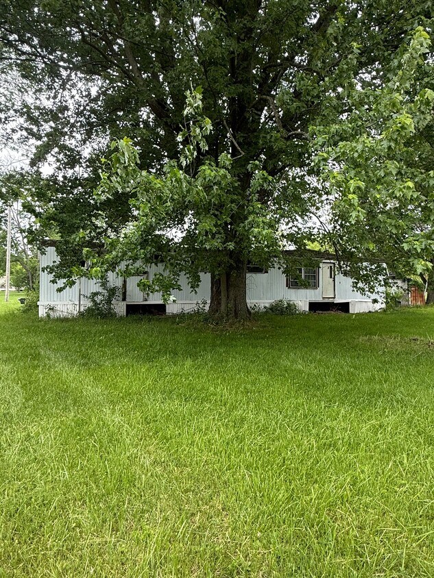 Foto del edificio - 1404 Rumbaugh Ln
