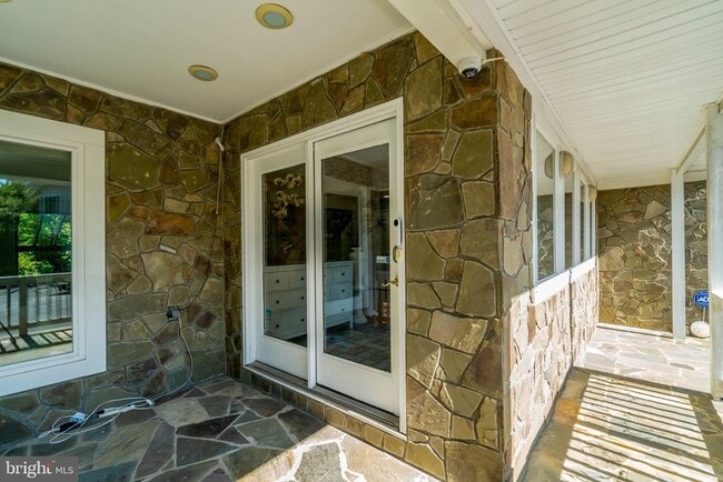 Building Photo - 3714 Hummer Rd