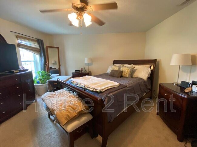 Foto del edificio - 1406 W Cherry St