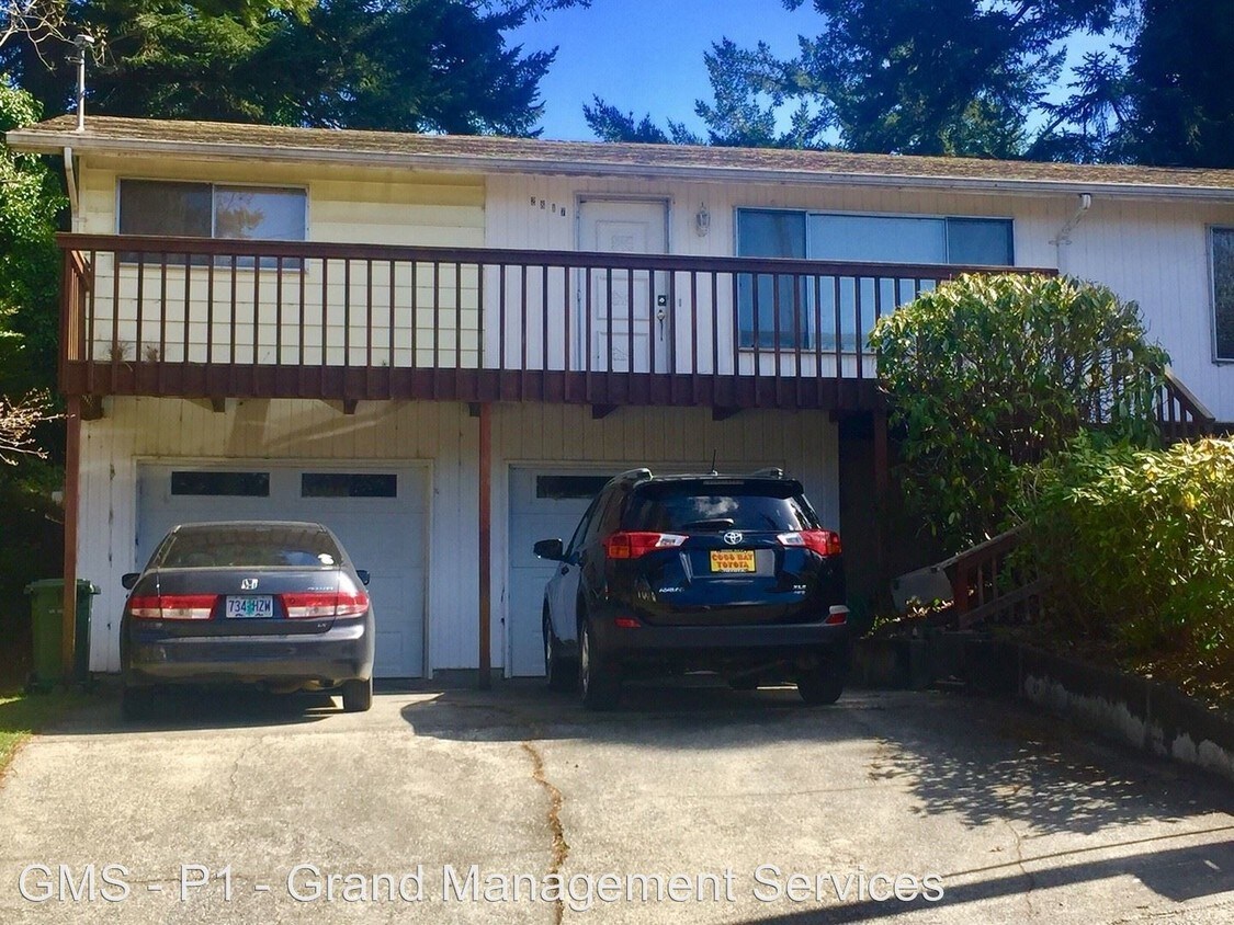 Primary Photo - 2833-2833 A St