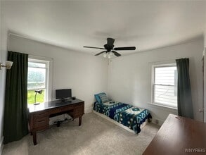 Building Photo - 174 Lincoln Blvd