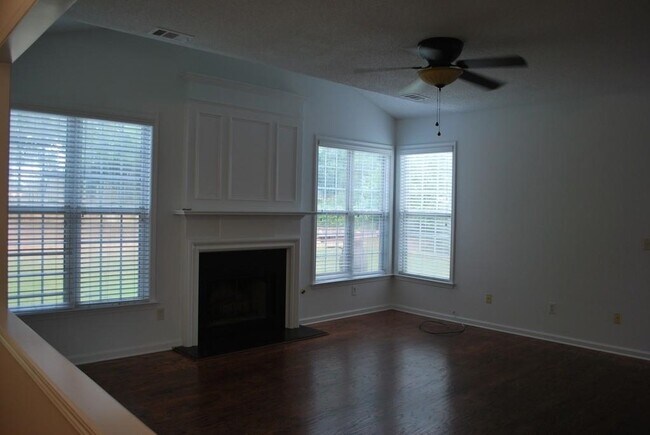 Building Photo - 115 Ascalon Ct